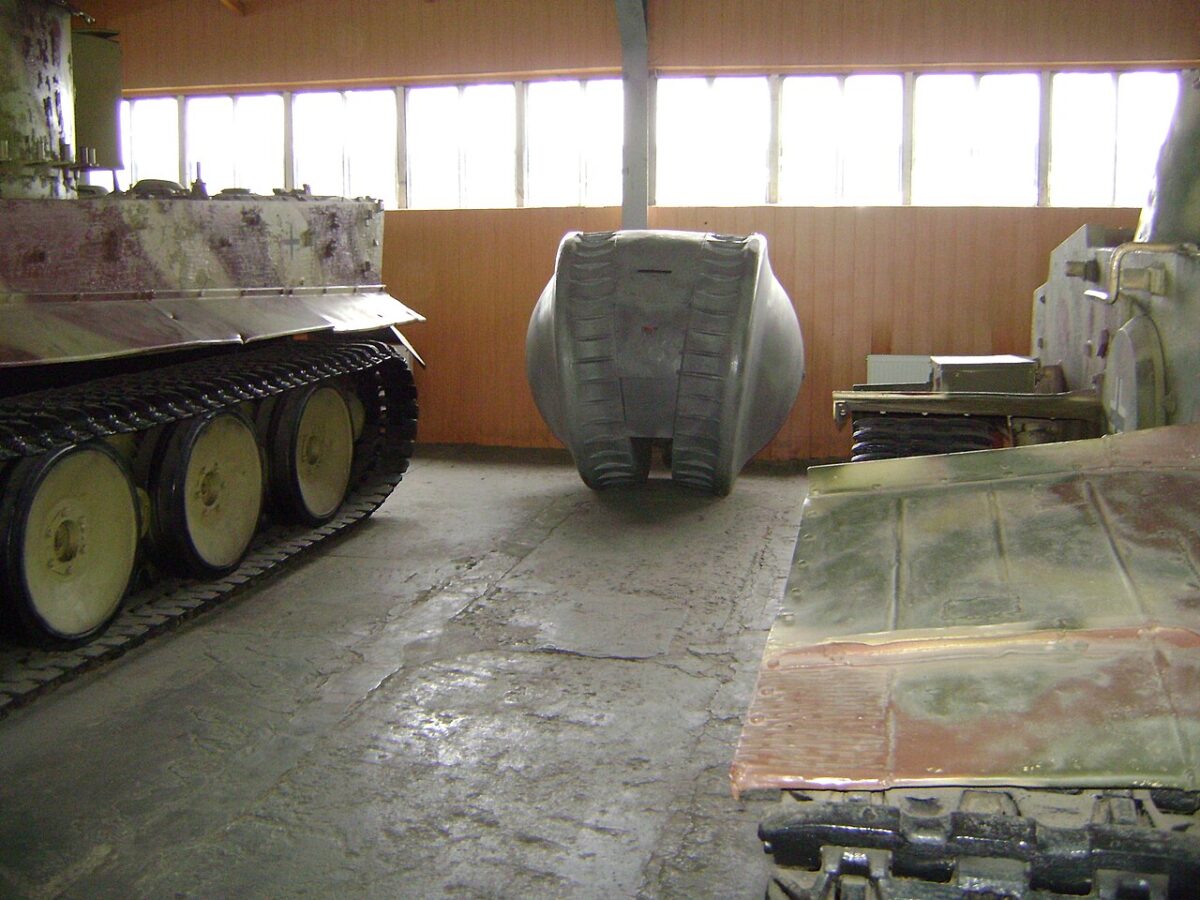 Tank Museum, Kubinka - WWII weapons