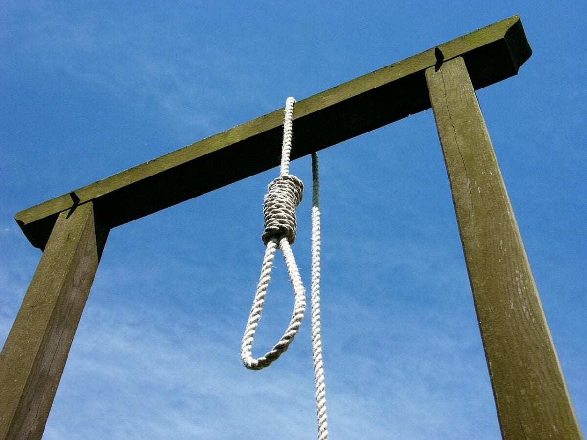 gallows, blue sky, wooden frame, rope, loop, gallows, gallows, gallows, gallows, gallows