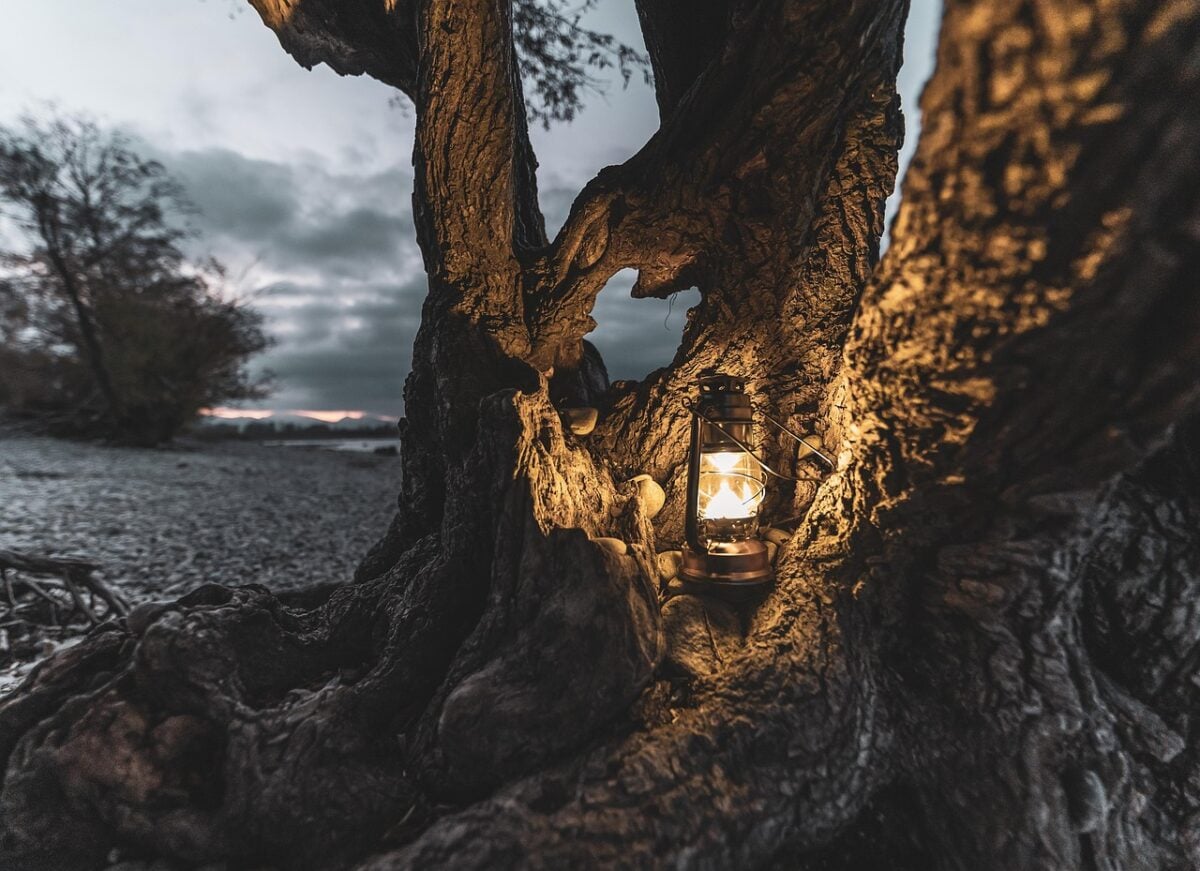 lantern, sea, heaven, beach, water, clouds, tree, riverbank, nature, myfestiveseason, germany