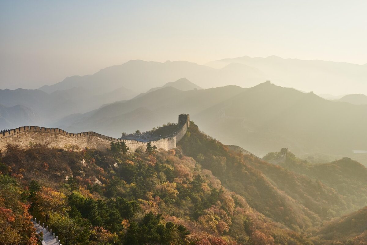 great wall of china, mountain, ancient, architecture, trees, forest, sunset, landscape, nature, panoramic, china, border, fall, autumn